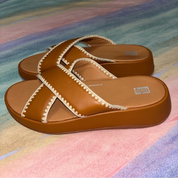 FitFlop Leather Stitch Crochet Mode Slip On Sandals women’s size 10 - Picture 5 of 9